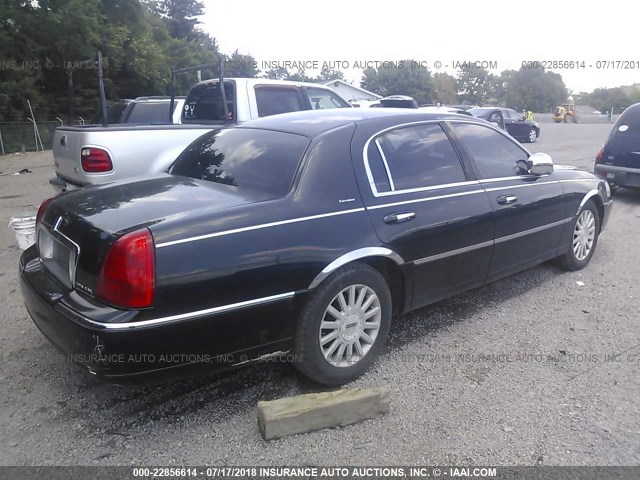 1LNHM81WX3Y684548 - 2003 LINCOLN TOWN CAR EXECUTIVE BLACK photo 4