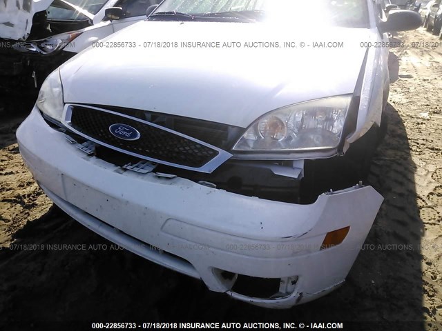 1FAFP34N47W320089 - 2007 FORD FOCUS ZX4/S/SE/SES 白色 照片 6