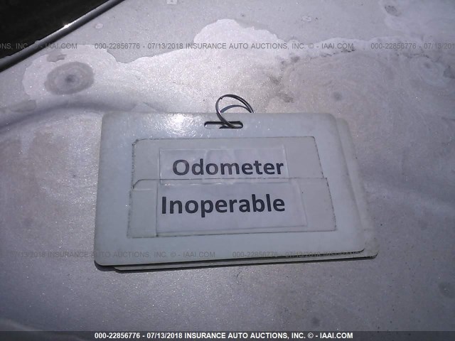 4T1BG22K2YU949810 - 2000 TOYOTA CAMRY CE/LE/XLE 银色 照片 7