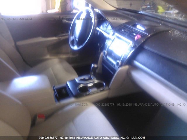 4T4BF1FK3ER401761 - 2014 TOYOTA CAMRY L/SE/LE/XLE Boz foto 5
