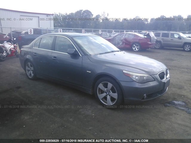 WBANF33567CW71305 - 2007 BMW 525 XI GRAY photo 1