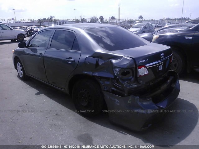 5YFBU4EEXDP176901 - 2013 TOYOTA COROLLA S/LE GRAY photo 3