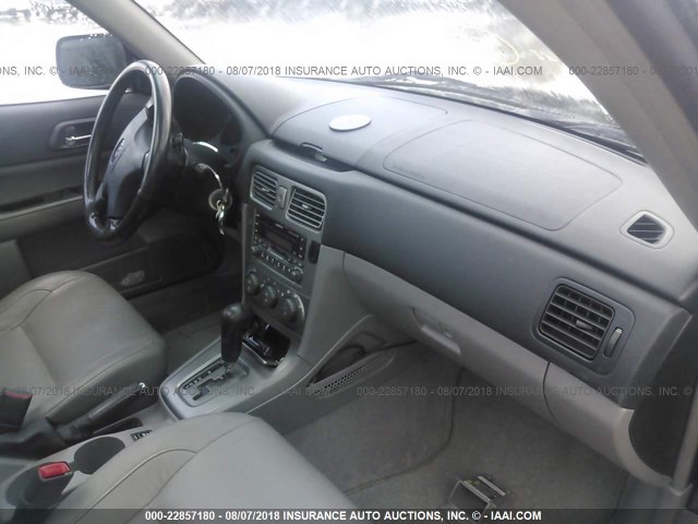 JF1SG65673H745182 - 2003 SUBARU FORESTER 2.5XS შავი ფოტო 5