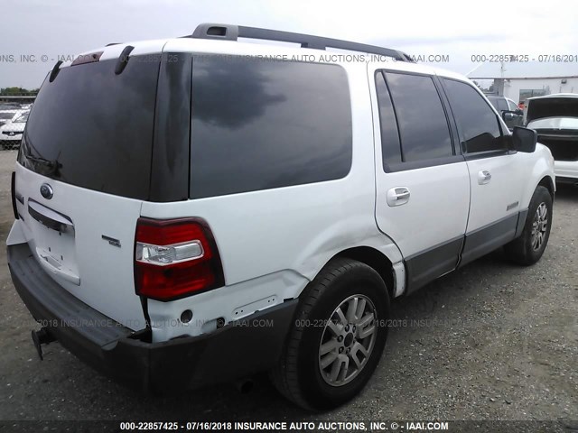 1FMFU15557LA27773 - 2007 FORD EXPEDITION XLT WHITE photo 6