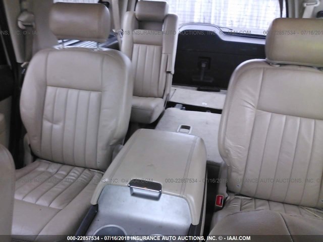 5LMFU28525LJ11495 - 2005 LINCOLN NAVIGATOR TAN photo 8