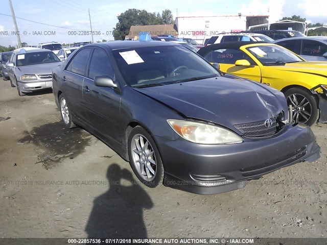 4T1BF32K03U558981 - 2003 TOYOTA CAMRY LE/XLE/SE 灰色 照片 1