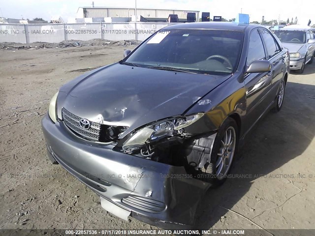 4T1BF32K03U558981 - 2003 TOYOTA CAMRY LE/XLE/SE 灰色 照片 6