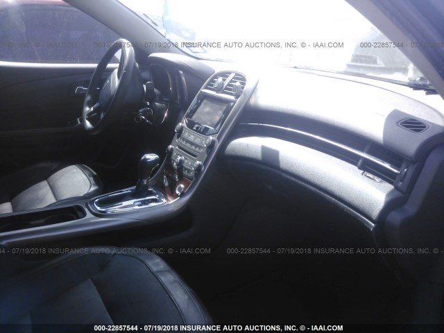 1G11H5SA2DF251579 - 2013 CHEVROLET MALIBU LTZ 灰色 照片 5