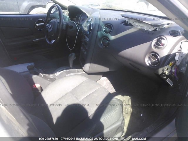 2G2WP552281102949 - 2008 PONTIAC GRAND PRIX Արծաթագույն լուսանկար 5