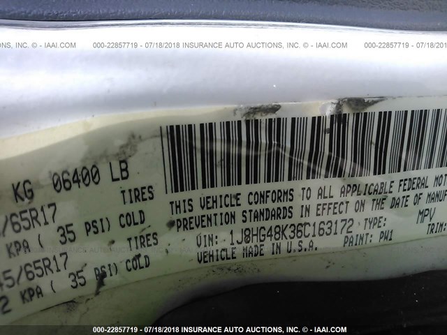 1J8HG48K36C163172 - 2006 JEEP COMMANDER WHITE photo 9