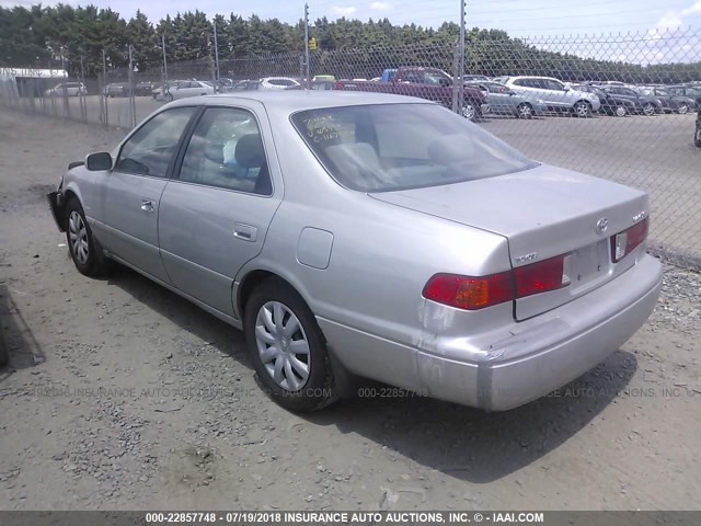 4T1BG22K71U105932 - 2001 TOYOTA CAMRY CE/LE/XLE 灰色 照片 3