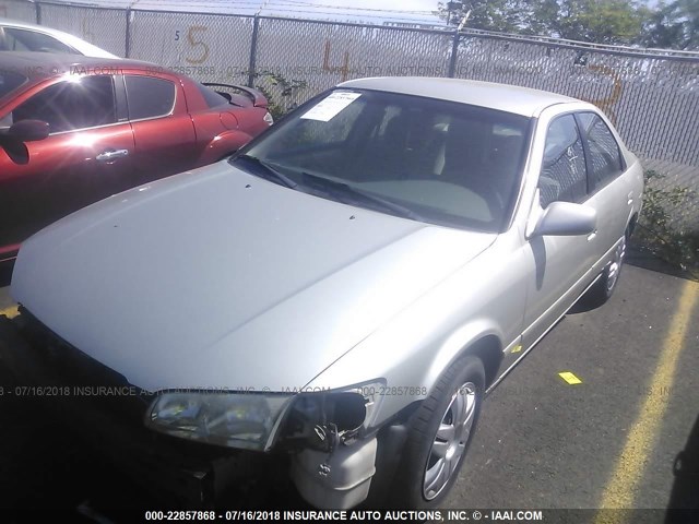 4T1BF22K7YU106835 - 2000 TOYOTA CAMRY LE/XLE GRAY photo 2