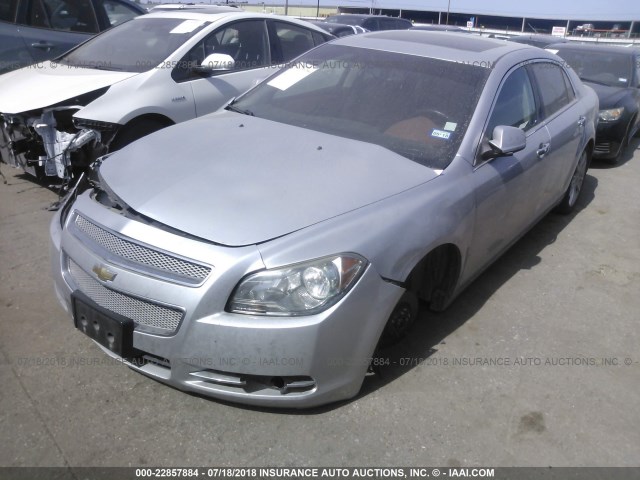 1G1ZG5E72CF134525 - 2012 CHEVROLET MALIBU LTZ 银色 照片 2