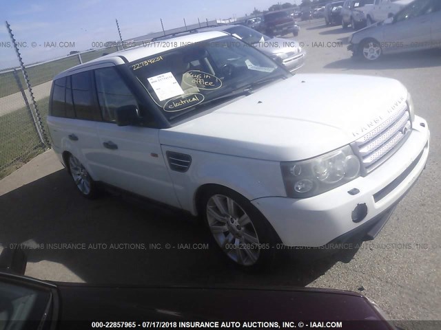 SALSH23478A136989 - 2008 LAND ROVER RANGE ROVER SPORT SUPERCHARGED WHITE photo 1