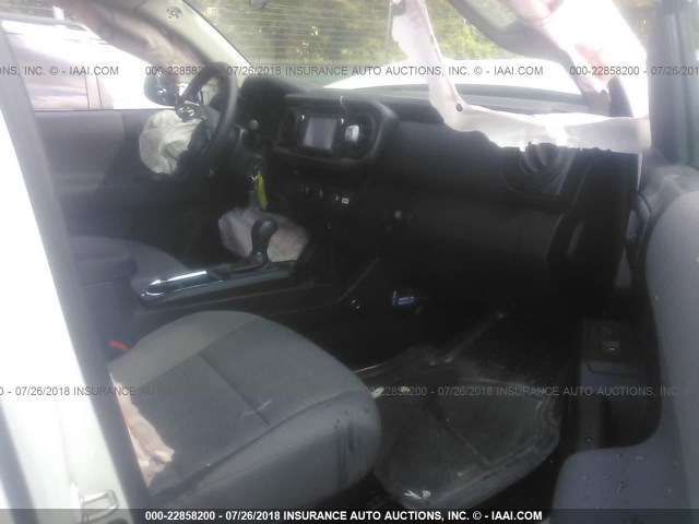5TFRX5GN1HX084317 - 2017 TOYOTA TACOMA ACCESS CAB/SR/SR5 თეთრი ფოტო 5