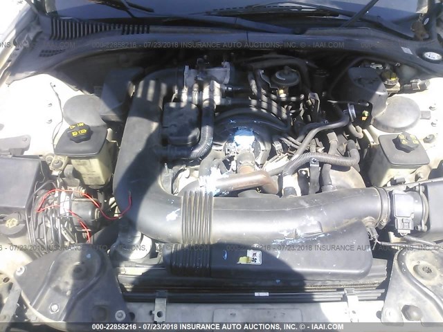 1LNHM87A12Y669222 - 2002 LINCOLN LS 银色 照片 10