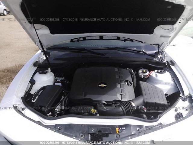 2G1FB1E39F9172130 - 2015 CHEVROLET CAMARO LS WHITE photo 10