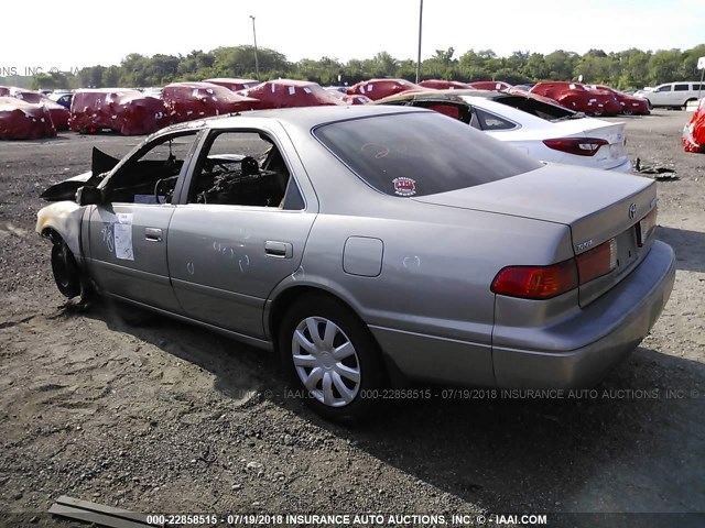 JT2BG22K8Y0477164 - 2000 TOYOTA CAMRY CE/LE/XLE GRAY photo 3