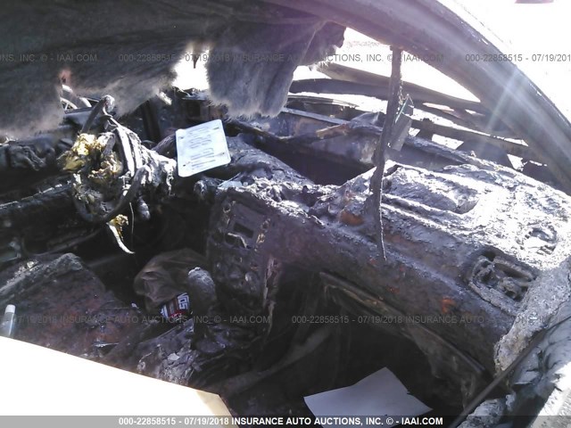 JT2BG22K8Y0477164 - 2000 TOYOTA CAMRY CE/LE/XLE GRAY photo 5