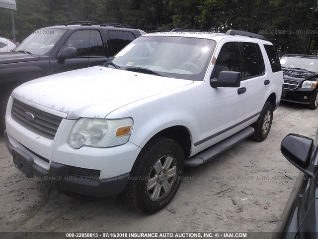 1FMEU72E36ZA24174 - 2006 FORD EXPLORER XLS WHITE photo 2