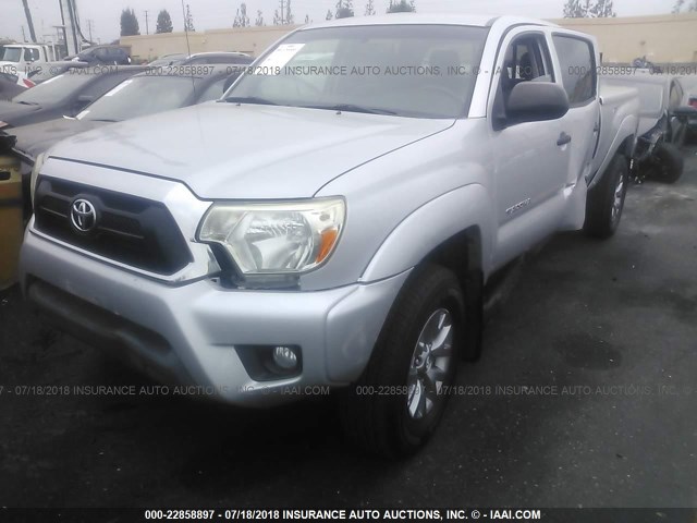 3TMKU4HN5CM031346 - 2012 TOYOTA TACOMA DBL CAB PRERUNNER LNG BED SILVER photo 2