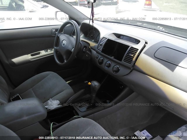 4T1BE32K84U913447 - 2004 TOYOTA CAMRY LE/XLE/SE Сұр фото 5