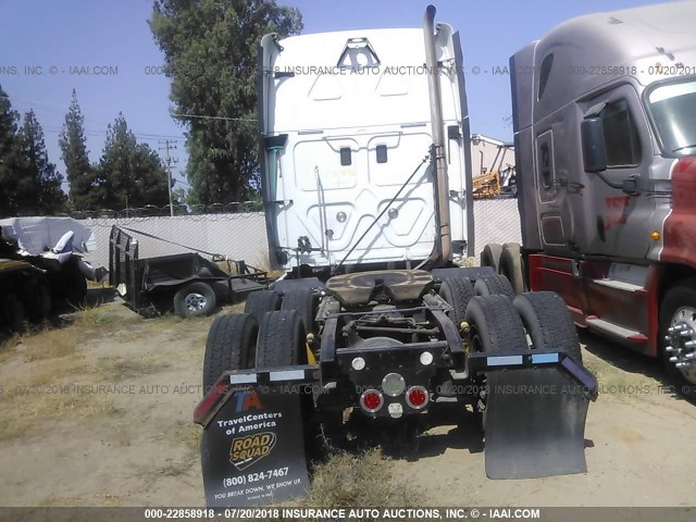 1FUJGLDR8BLAY1742 - 2011 FREIGHTLINER CASCADIA 125  Unknown photo 8