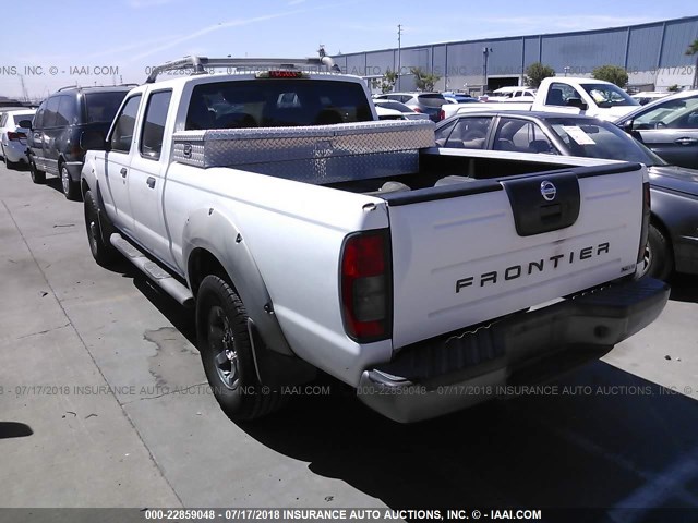 1N6ED29X72C361987 - 2002 NISSAN FRONTIER CREW CAB XE/CREW CAB SE WHITE photo 3