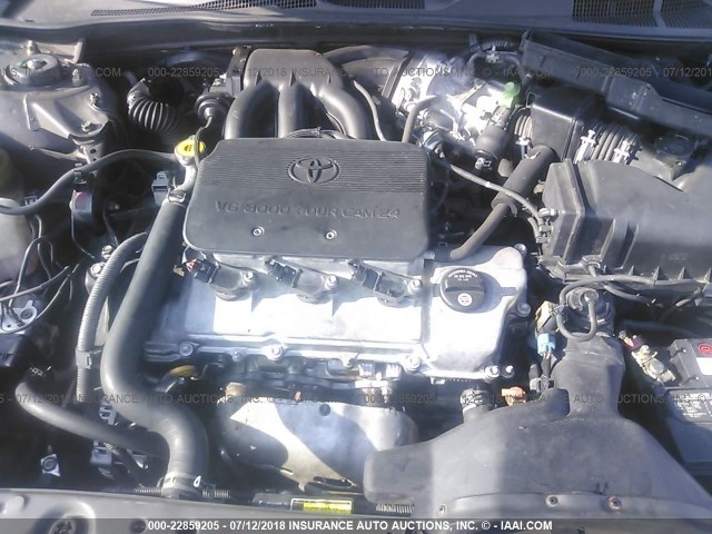 4T1BF32K22U515094 - 2002 TOYOTA CAMRY LE/XLE/SE ნაცრისფერი ფოტო 10