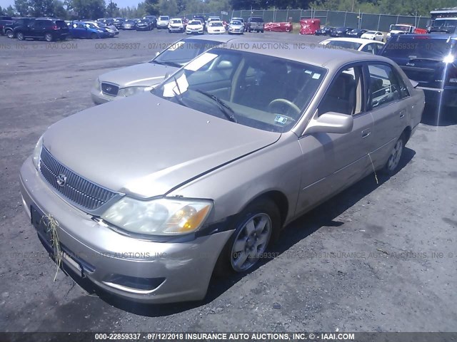 4T1BF28B91U144452 - 2001 TOYOTA AVALON XL/XLS GOLD photo 2