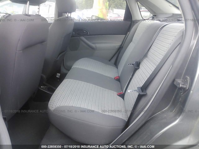 1FAHP34N17W276643 - 2007 FORD FOCUS ZX4/S/SE/SES GRAY photo 8