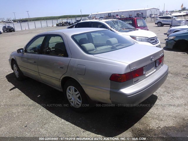 4T1BF22K71U958169 - 2001 TOYOTA CAMRY LE/XLE 米色 照片 3