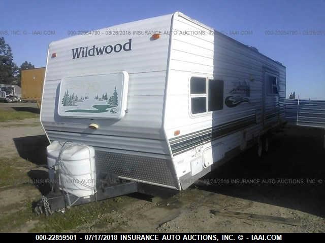 4X4TWDB214C038109 - 2004 FOREST RIVER WILDWOOD  白色 照片 3