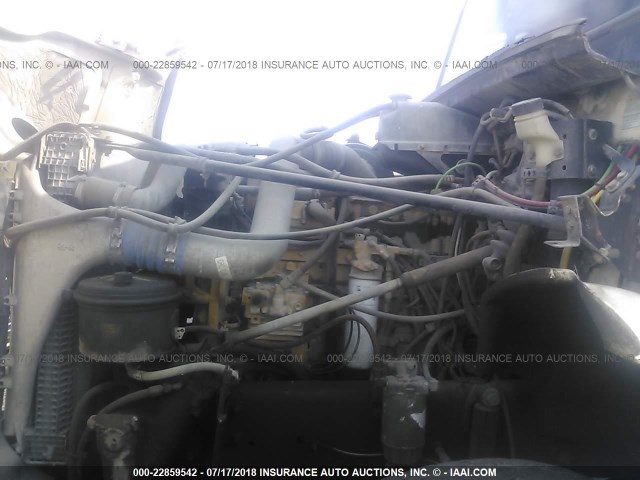 1FVMBGAS84HM34652 - 2004 FREIGHTLINER FL112  WHITE photo 9