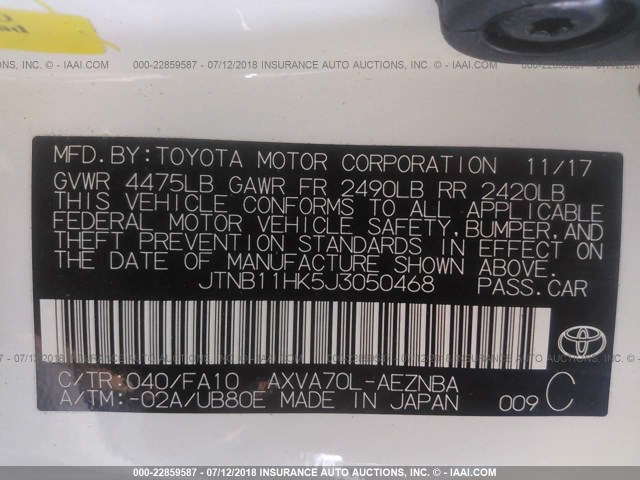 JTNB11HK5J3050468 - 2018 TOYOTA CAMRY L/LE/XLE/SE/XSE WHITE photo 9