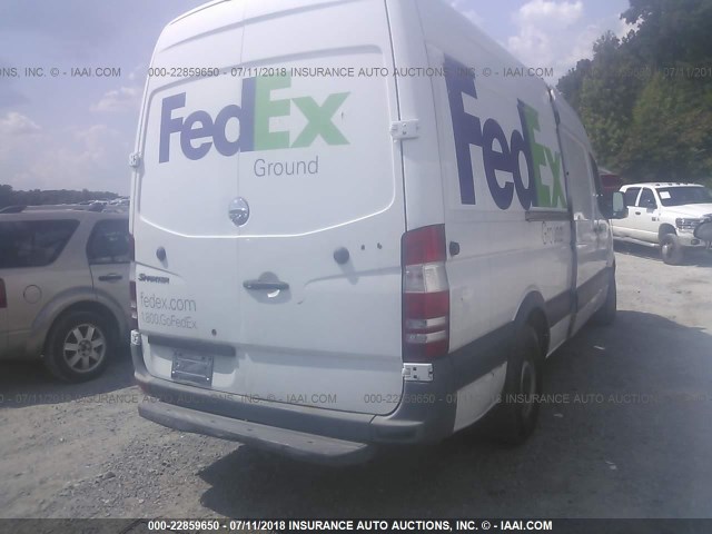 WDYPE8CC0A5477847 - 2010 FREIGHTLINER Sprinter 2500 WHITE photo 4