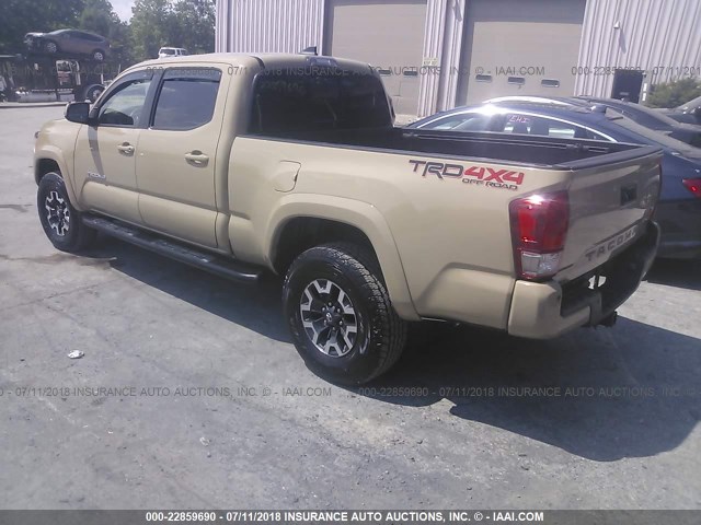 3TMDZ5BN3HM023004 - 2017 TOYOTA TACOMA DBL CAB/SR5/TRD SPORT/OR TAN photo 3