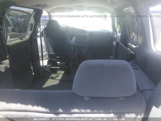 1B4GP54L7XB523006 - 1999 DODGE GRAND CARAVAN LE SILVER photo 8