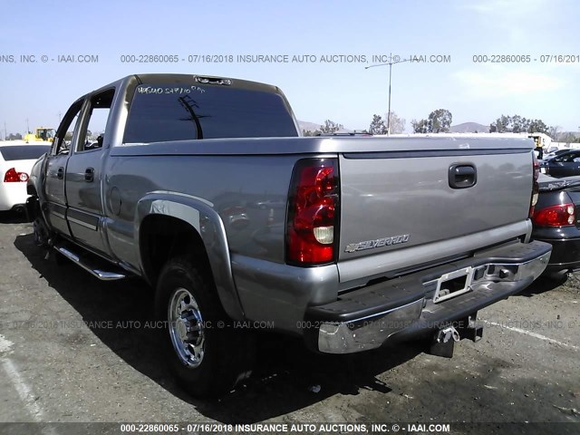 1GCHC23D96F201230 - 2006 CHEVROLET SILVERADO C2500 HEAVY DUTY GRAY photo 3