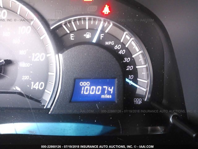 4T1BF1FKXCU086948 - 2012 TOYOTA CAMRY SE/LE/XLE GRAY photo 7