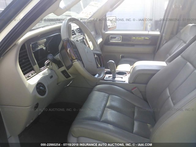 5LMJJ2J58CEL07679 - 2012 LINCOLN NAVIGATOR 白色 照片 5