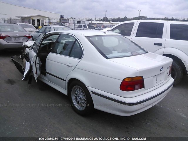 WBADM6331XBY31596 - 1999 BMW 528 I AUTOMATIC WHITE photo 3