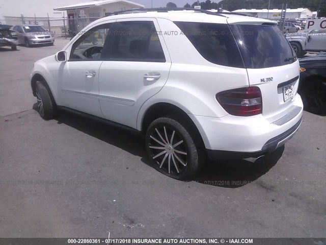 4JGBB86E38A332987 - 2008 MERCEDES-BENZ ML 350 WHITE photo 3