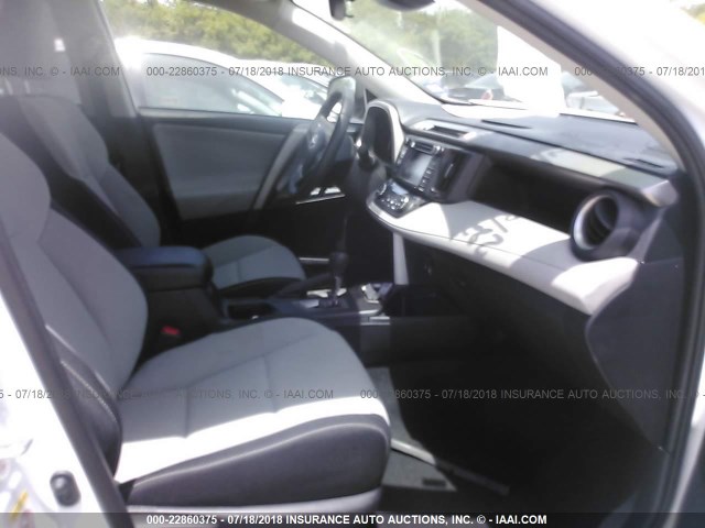 2T3WFREV4JW411271 - 2018 TOYOTA RAV4 ADVENTURE/XLE 白色 照片 5