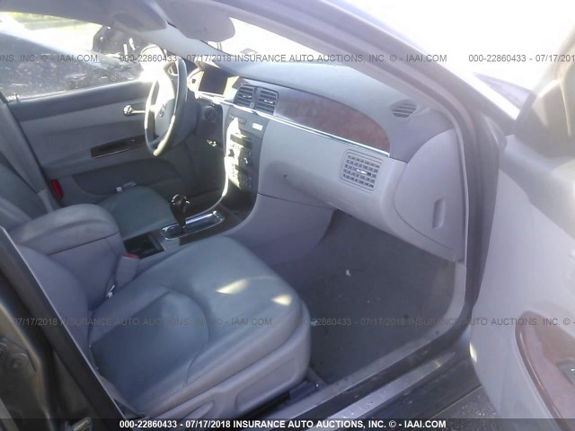 2G4WE587961251652 - 2006 BUICK LACROSSE CXS BLUE photo 5