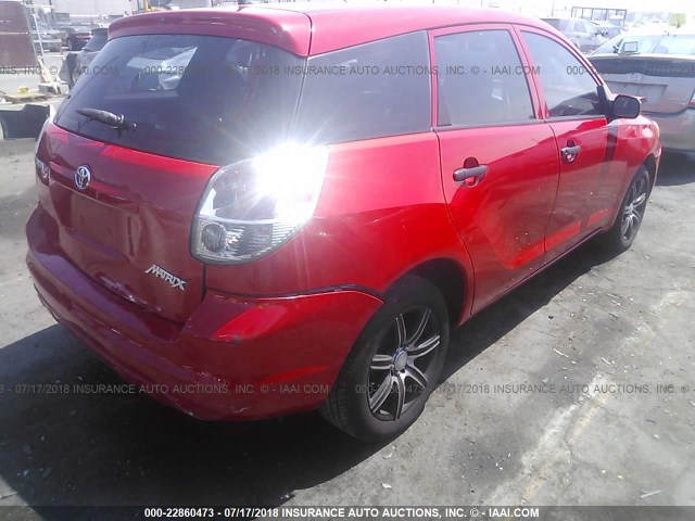 2T1KR32E98C699073 - 2008 TOYOTA COROLLA MATRIX XR RED photo 4
