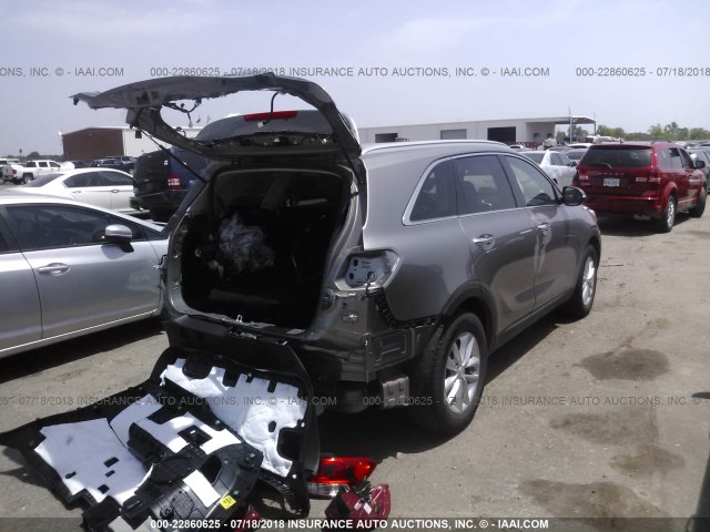 5XYPG4A57GG176074 - 2016 KIA SORENTO LX/L GRAY photo 4