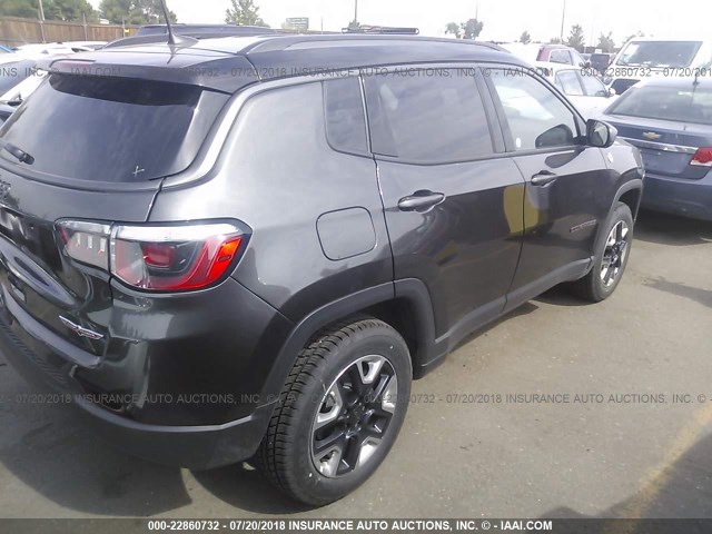 3C4NJDDB3JT441552 - 2018 JEEP COMPASS TRAILHAWK BLACK photo 4