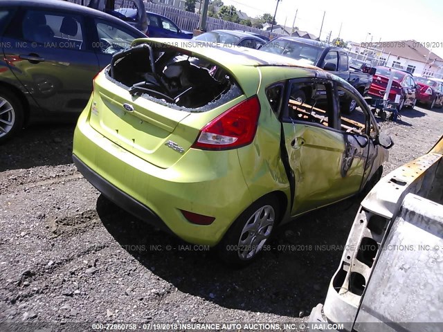 3FADP4EJ1BM192203 - 2011 FORD FIESTA SE GREEN photo 4