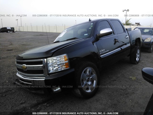 3GCPCSE06BG172736 - 2011 CHEVROLET SILVERADO C1500 LT BLACK photo 2